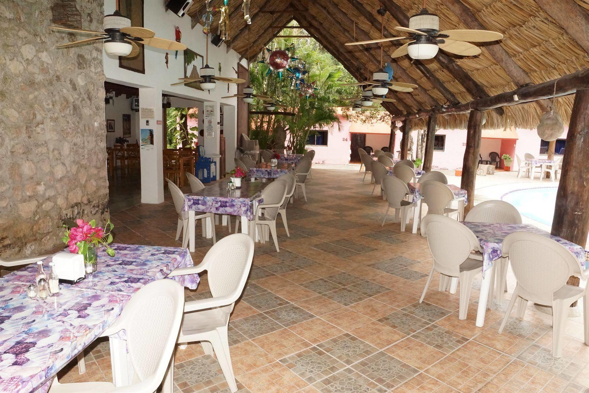 Hotel Doralba Inn Chichen Ngoại thất bức ảnh